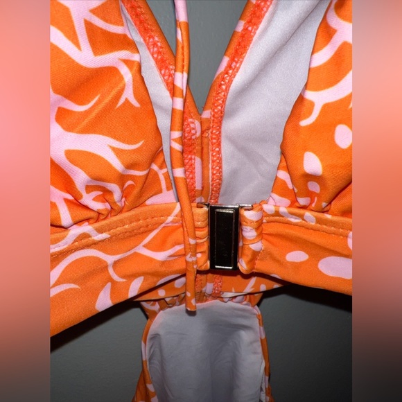 Women’s Orange One Piece Bodysuit Cutout Sides Swimsuit Sheer Sleeve Sz Med NWOT - Picture 3 of 7